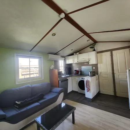 Les Embruns N7 Campsite *